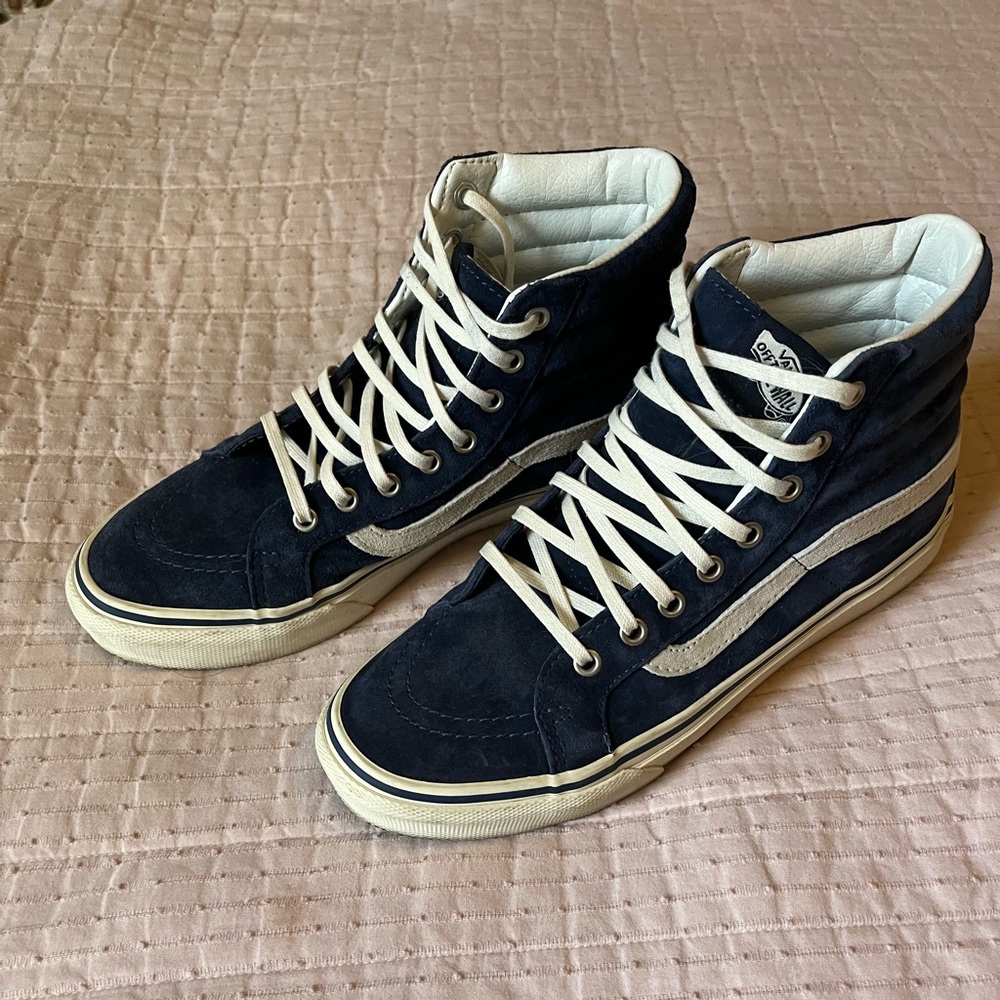 Vans Suede Sk8-Hi Classic High Tops